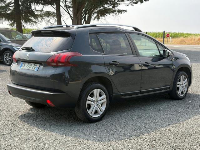 Peugeot 2008 image 1