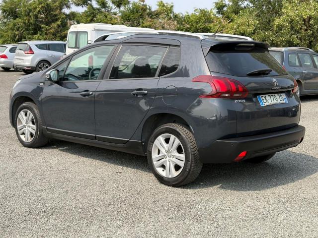 Peugeot 2008 image 8