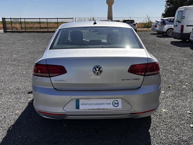 Volkswagen Passat image 1