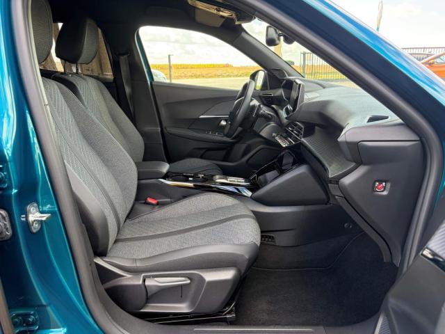Peugeot 2008 image 4