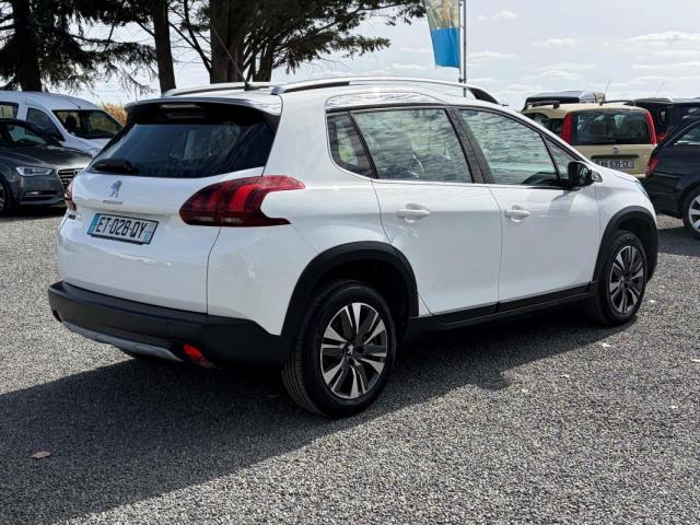 Peugeot 2008 image 7
