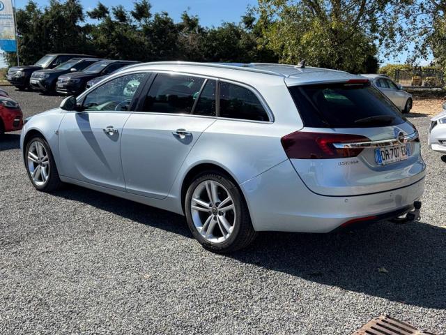 Opel Insignia Sports Tourer image 7