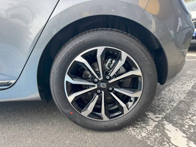 Renault Clio image 1