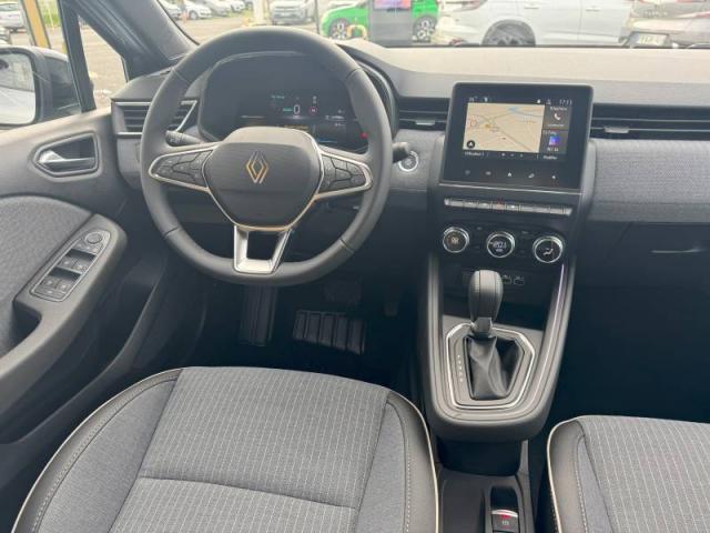 Renault Clio image 9