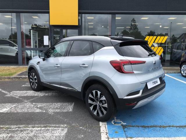 Renault Captur image 2