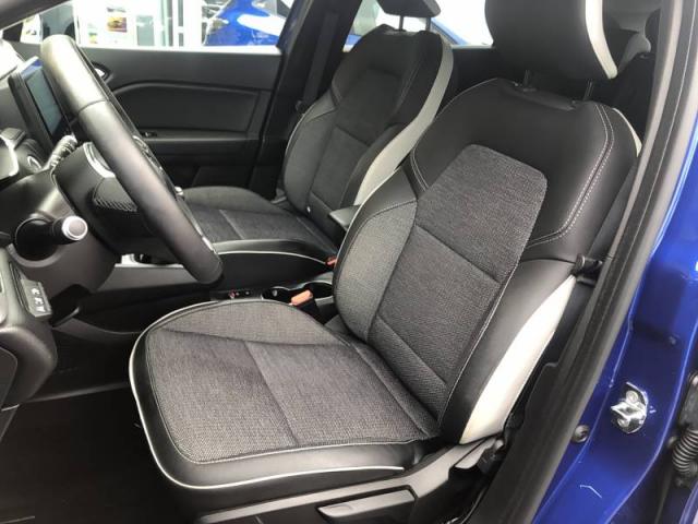 Renault Captur image 9