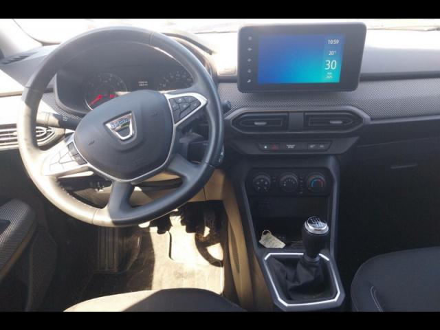 Dacia Jogger image 1