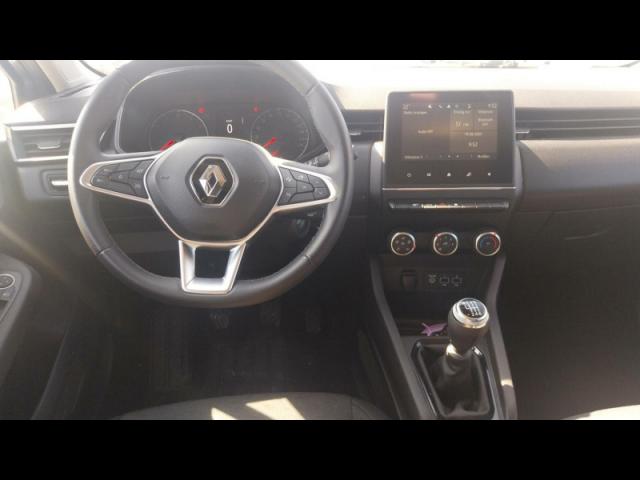 Renault Clio image 2