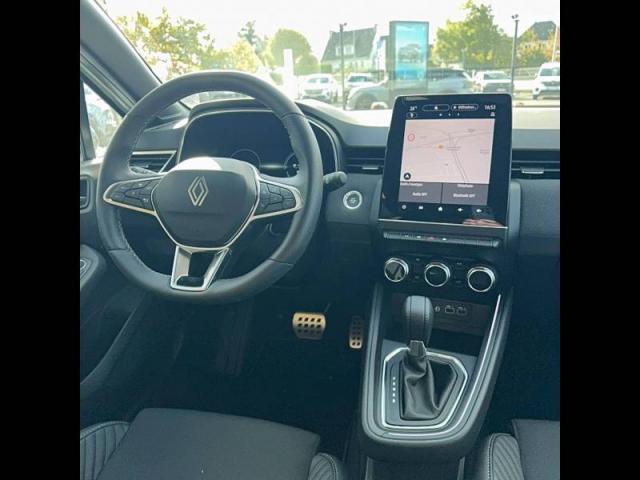 Renault Clio image 9
