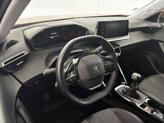 Peugeot 2008 image 1