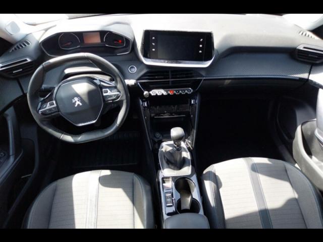 Peugeot 2008 image 5