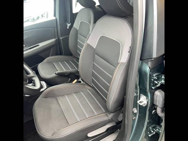 Dacia Sandero image 9