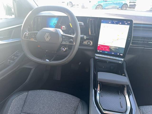 Renault Rafale image 1