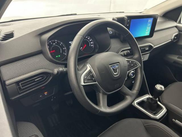 Dacia Jogger image 1