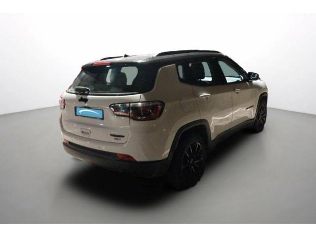 Jeep Compass image 2