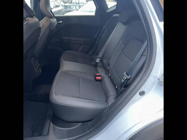 Renault Captur image 7