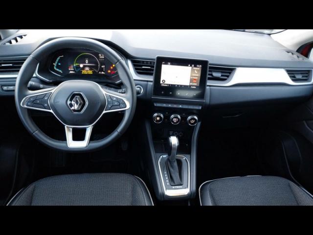 Renault Captur image 1