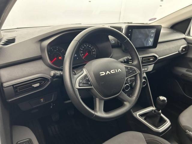Dacia Jogger image 1