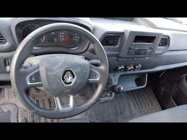 Renault Master image 7
