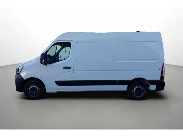 Renault Master image 2