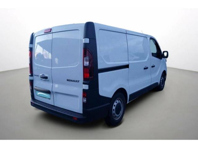 Renault Trafic image 3