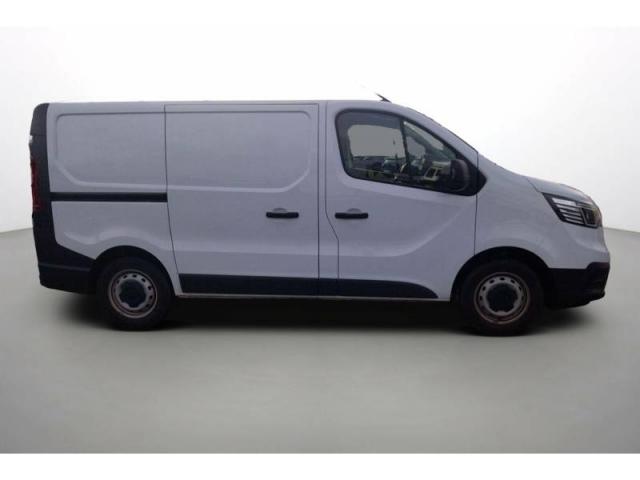Renault Trafic image 8