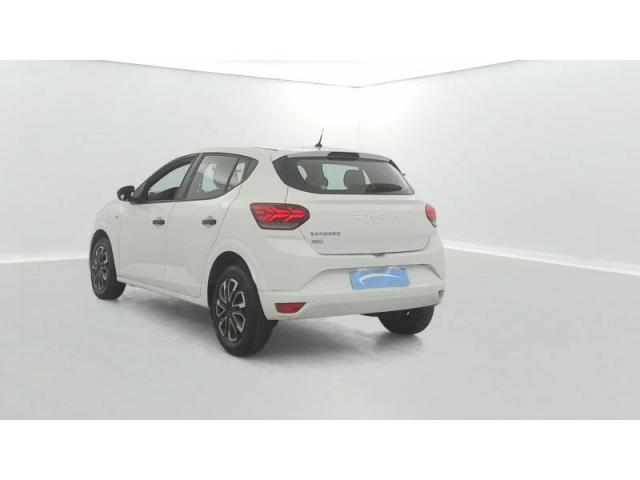 Dacia Sandero image 2