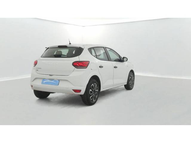 Dacia Sandero image 1