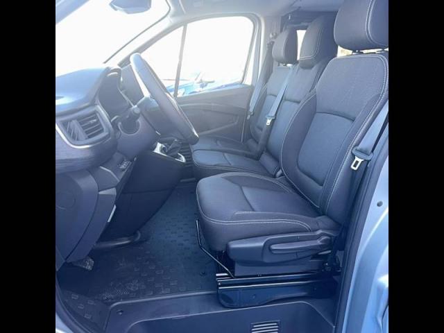 Renault Trafic image 6