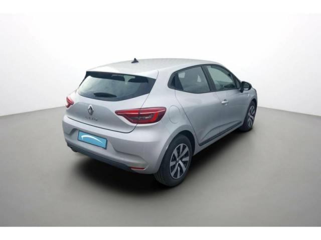 Renault Clio image 8