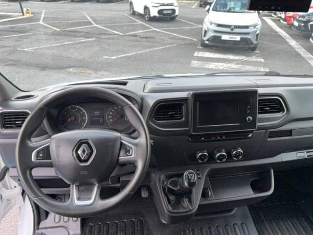 Renault Master image 9