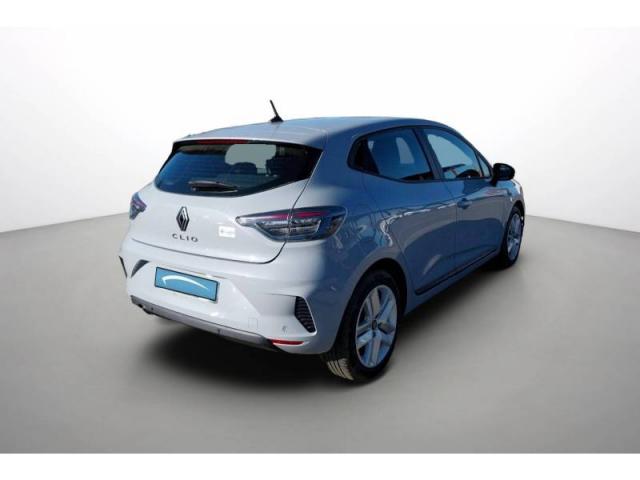 Renault Clio image 2