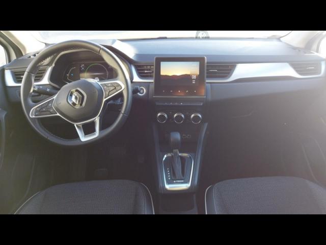 Renault Captur image 2