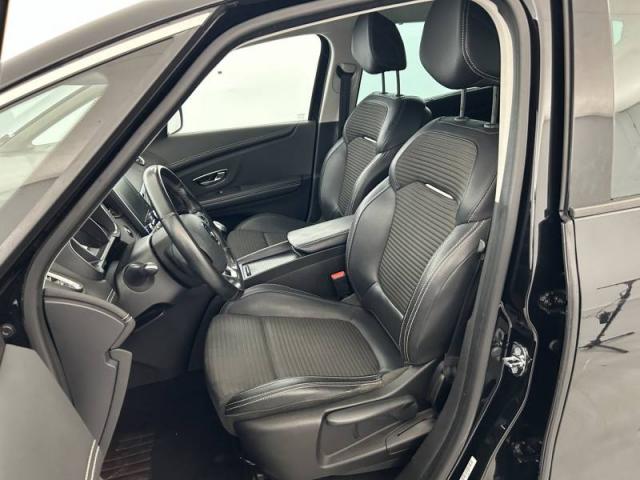 Renault Grand Scénic image 8