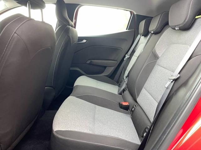 Renault Clio image 6