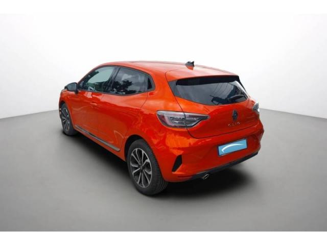 Renault Clio image 8