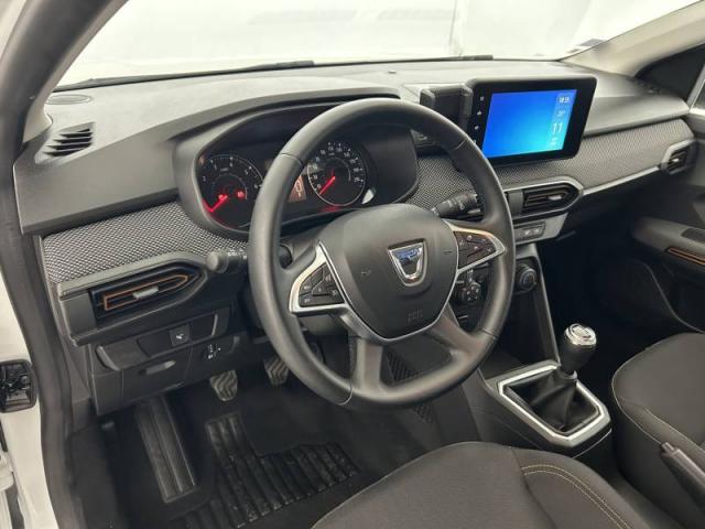 Dacia Sandero image 1