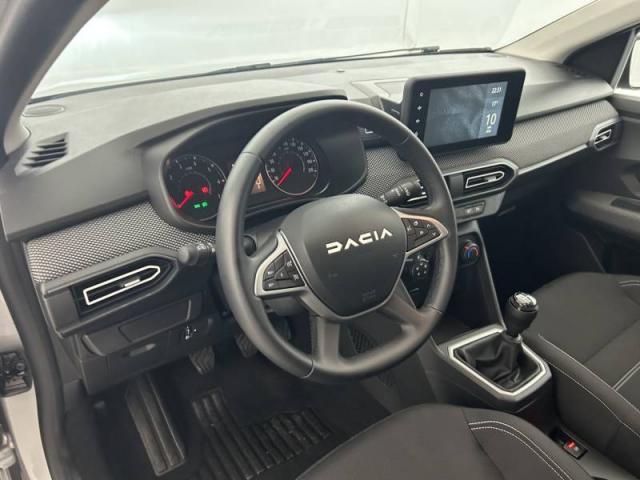 Dacia Sandero image 1