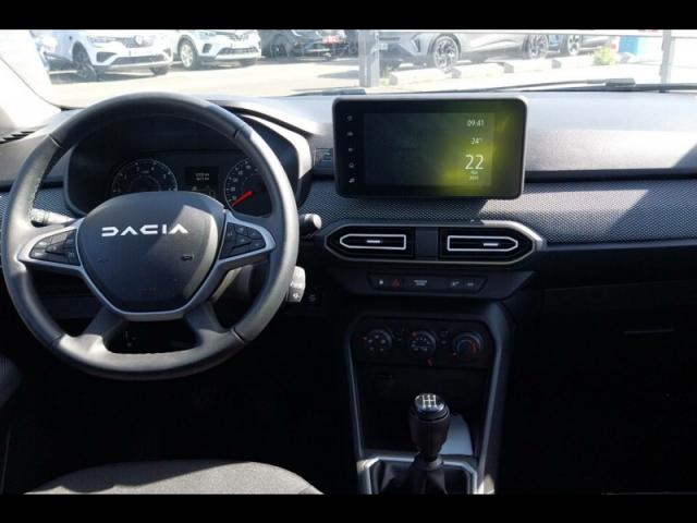 Dacia Sandero image 2