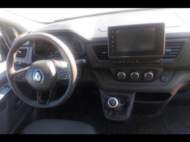 Renault Trafic image 8