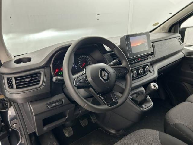 Renault Trafic image 1