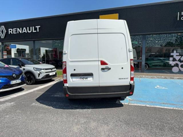 Renault Master image 1