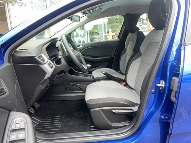 Renault Clio image 9