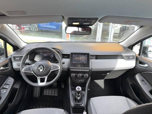 Renault Clio image 6