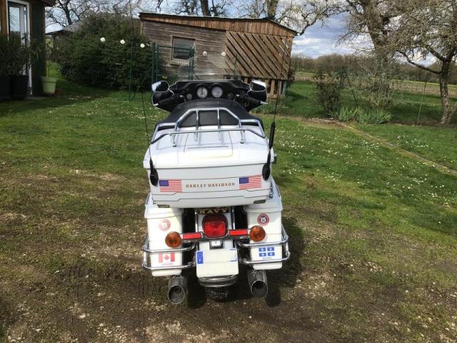 Electra Glide image 2