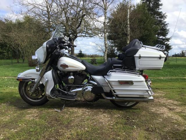 Electra Glide image 4