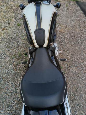 Triumph Bonneville image 4