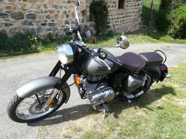 Royal Enfield Bullet image 3