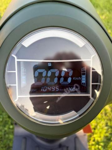 4700w image 3