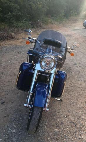 Harley Davidson Cvo Road King image 4